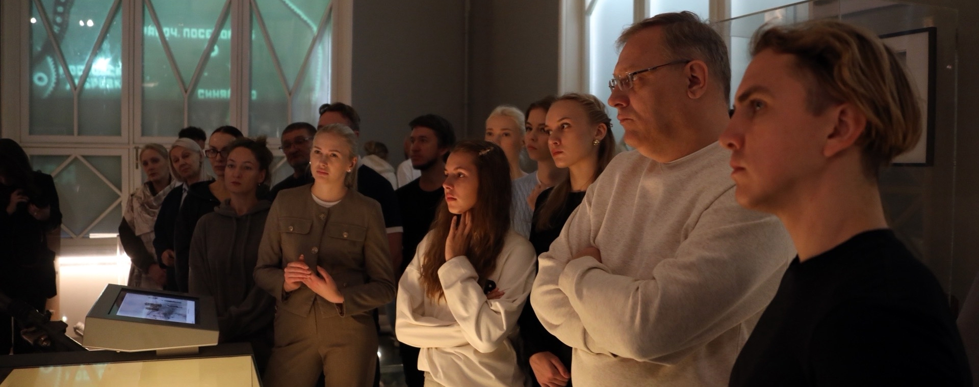 Для артистов Сибирского хора знакомство с историей города — важная часть каждой гастрольной поездки.